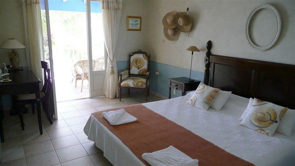 Hotel Amaudo Saint-Francois  Εξωτερικό φωτογραφία
